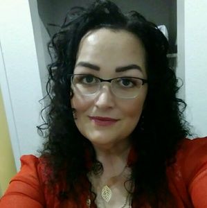 Meet your Posher, Bobbie